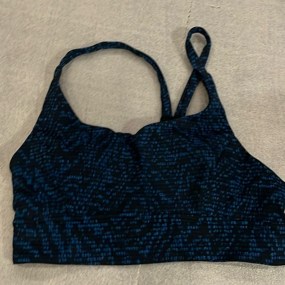 [6]Lululemon Train Times Bra - Picture 2 of 5